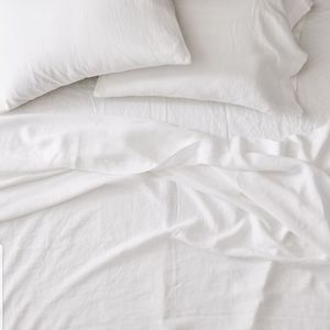 West Elm European Flax Linen Sheet Set, White, Queen, Retail Price $279.00 USD